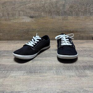 The Hobibear Minimalist Black Textile Zero Drop Sneaker is a sleek and stylish a